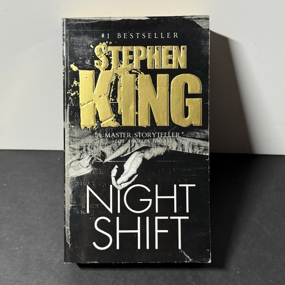 Stephen King Night Shift Paperback - Anchor Books Horror Short Stories 2004